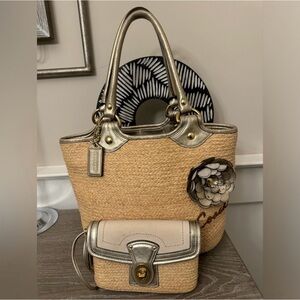 Coach straw shoulder bag 2 piece set